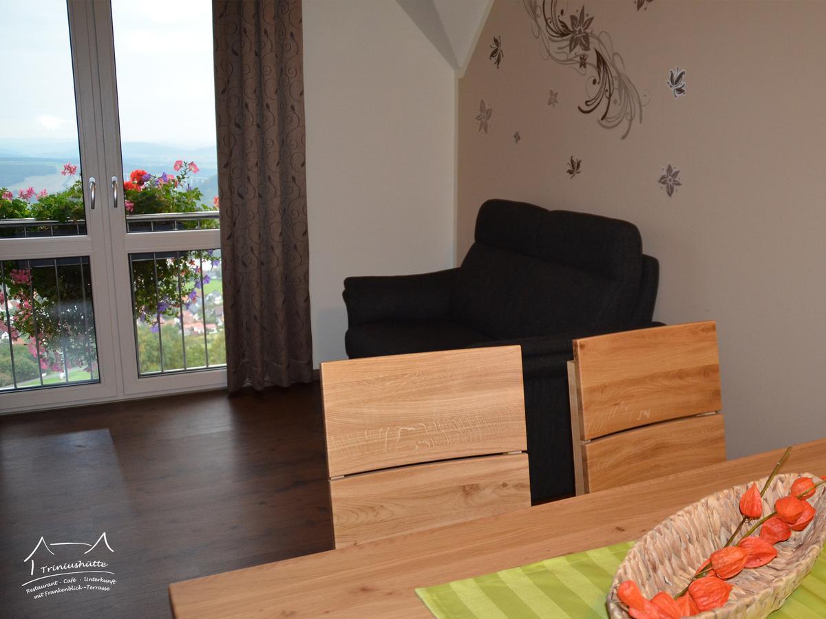 Die Triniushuette "Thueringens Schoenste Aussicht" Rauenstein Room photo